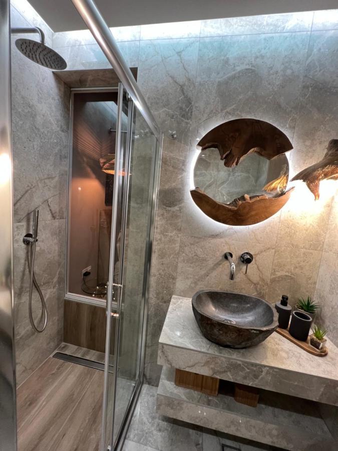 Supreme Secret Suite Alexandroupoli Bagian luar foto